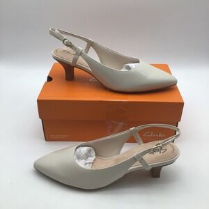 Clarks Kepley Lane Off White Slingback Kitten Heel Pumps Womens Size 11 Wide NEW